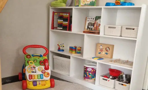 kid-room.webp